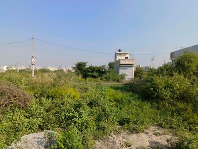 Image of 120 Sq.ft Residential Plot / Land for sale in Sector 34 Rohini, New Delhi for Rs. 25000000