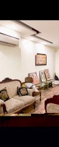 Bedroom Image of 2700 Sq.ft 4 BHK Builder Floor for sale in Safdarjung Enclave New Delhi for Rs. 77500000