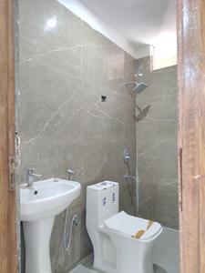 Common Bathroom Image of 2100 Sq.ft 4 BHK Apartment / Flat for sale in Titania Residency , Phi IV Greater Noida for Rs. 11500100