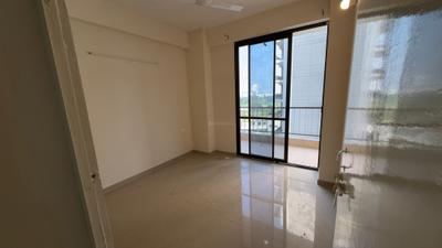 Bedroom Image of 650 Sq.ft 2 BHK Apartment / Flat for rent in Habitat Prime, Sector 99A Gurgaon for Rs. 13000