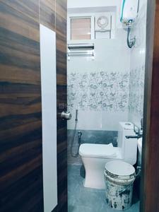 Bathroom Image of 750 Sq.ft 1 BHK Apartment / Flat for rent in Kondapur Hyderabad for Rs. 26000