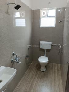 Bathroom Image of 910 Sq.ft 2 BHK Apartment / Flat for rent in National Institute Of Technology Campus Warangal for Rs. 12000