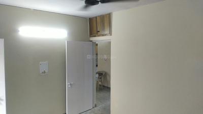 Bedroom Image of 1250 Sq.ft 2 BHK Builder Floor for rent in DDA Flats Sarita Vihar, Sarita Vihar New Delhi for Rs. 45000