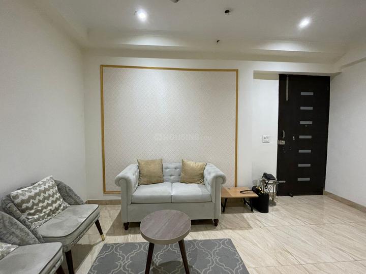 Gaur City 7th Avenue Main Image 1