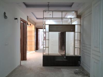 Living Room Image of 1650 Sq.ft 3.5 BHK Apartment / Flat for sale in DM Infra, Sector 102 Noida for Rs. 7000000