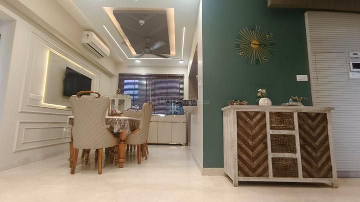 Vatika Seven Elements Main Image 1