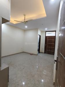 Bedroom Image of 1650 Sq.ft 4 BHK Apartment / Flat for rent in JMD V And V Homes, Sector 73 Noida for Rs. 26000