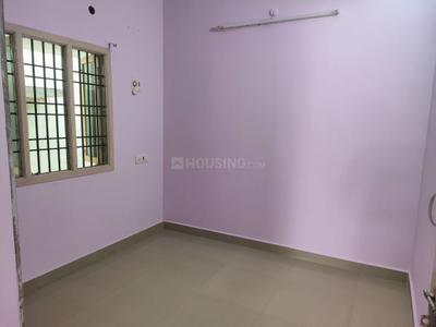 Bedroom Image of 950 Sq.ft 2 BHK Apartment / Flat for rent in Tambaram Chennai for Rs. 18000