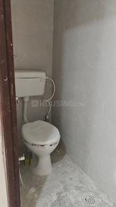 Bathroom Image of 655 Sq.ft 1 BHK Apartment / Flat for rent in Kondapur Hyderabad for Rs. 17500