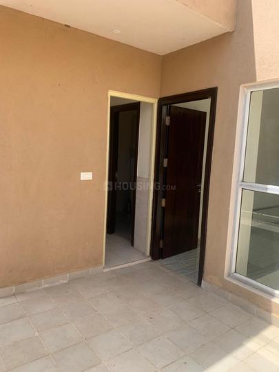 Unishire Esplanade Main Image 1