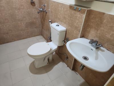 Image of 924 Sq.ft 2 BHK Apartment / Flat for sale in DLF Woodland Heights, Bommasandra, Bengaluru for Rs. 7100000