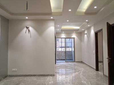 Living Room Image of 1800 Sq.ft 3 BHK Builder Floor for sale in Paschim Vihar New Delhi for Rs. 36000000