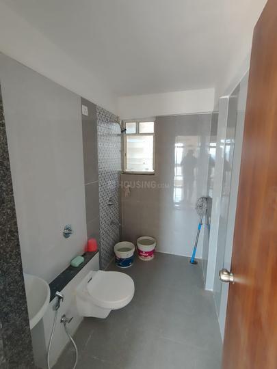 Tranquil Park Porwal Road Bathroom 1