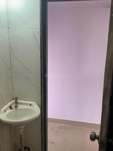Bathroom Image of 340 Sq.ft 1 RK Apartment / Flat for sale in Malad West Mumbai for Rs. 6000000