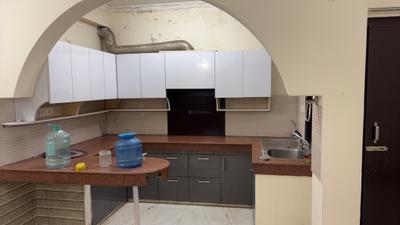 Kitchen Image of 1200 Sq.ft 3 BHK Builder Floor for rent in Sector 4 Gurgaon for Rs. 20000