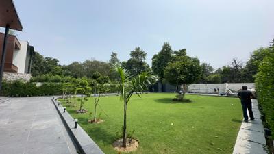Image of 19000 Sq.ft 3 BHK Farm House for sale in Chhattarpur, New Delhi for Rs. 400000000