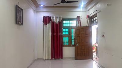 Living Room Image of 1250 Sq.ft 2 BHK Builder Floor for rent in Shivaji Puram Lucknow for Rs. 16000