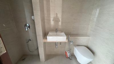 Image of 1050 Sq.ft 2 BHK Apartment / Flat for rent in Sheth Auris Serenity Tower 3, Malad West, Mumbai for Rs. 88000