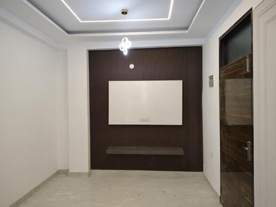 Living Room Image of 900 Sq.ft 3 BHK Apartment / Flat for sale in DLF Ankur Vihar Ghaziabad for Rs. 3000000