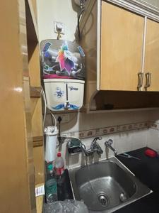 Kitchen Image of 600 Sq.ft 2 BHK Builder Floor for rent in Sector 4 Rohini New Delhi for Rs. 25000