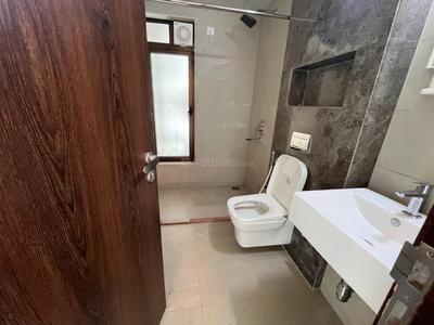 Image of 1100 Sq.ft 2 BHK Apartment / Flat for rent in Peninsula Celestia Spaces, Parel, Mumbai for Rs. 145000