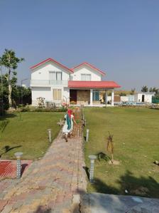 Image of 3000 Sq.ft 5 BHK Farm House for sale in Aero Western Green, Mirpur Kachh Urf Kanigarhi, Greater Noida for Rs. 105000000
