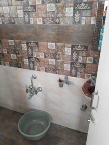 Bathroom Image of 1830 Sq.ft 3 BHK Penthouse for sale in Jodhpur Ahmedabad for Rs. 12000000