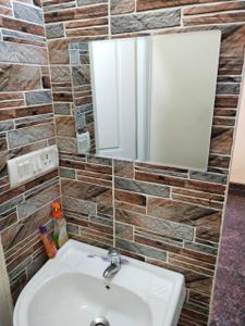 Image of 700 Sq.ft 1 BHK Apartment / Flat for rent in Begumpet, Hyderabad for Rs. 15000
