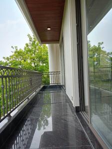 Balcony Image of 7200 Sq.ft 4 BHK Builder Floor for sale in Vasant Vihar New Delhi for Rs. 370000000