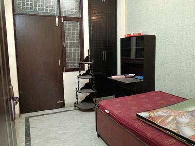 Bedroom Image of 1350 Sq.ft 3 BHK Builder Floor for sale in Indirapuram Ghaziabad for Rs. 9500000