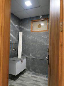 Common Bathroom Image of 1650 Sq.ft 4 BHK Builder Floor for sale in Vasundhara Ghaziabad for Rs. 18000000