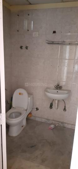 Surya Apartment Bathroom 1