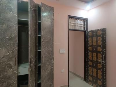 Bedroom Image of 400 Sq.ft 1 BHK Builder Floor for sale in Sector 3 Rohini New Delhi for Rs. 3800000