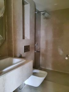 Common Bathroom Image of 2500 Sq.ft 4 BHK Apartment / Flat for sale in Lodha Sterling, Thane West Thane for Rs. 40000000