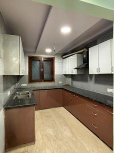 Kitchen Image of 1350 Sq.ft 3 BHK Builder Floor for rent in DLF Shivaji Park, Punjabi Bagh New Delhi for Rs. 45000