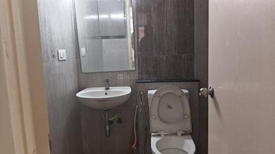 Bathroom Image of 1400 Sq.ft 2 BHK Apartment / Flat for rent in Mantri Manyata Lithos, Thanisandra Bengaluru for Rs. 52000