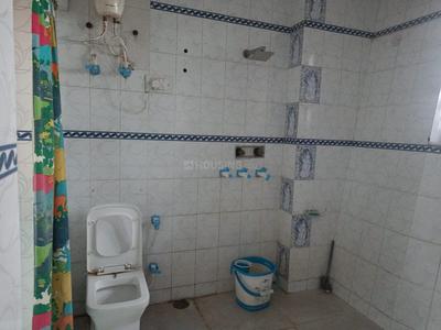 Bathroom Image of 2200 Sq.ft 3 BHK Builder Floor for rent in Sector 28 Faridabad for Rs. 35000