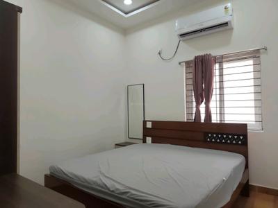 Bedroom Image of 650 Sq.ft 1 BHK Apartment / Flat for rent in Madhapur Hyderabad for Rs. 32000