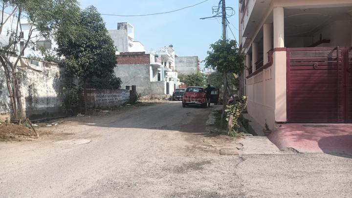 Vinamra Khand Main Image 1