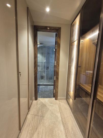 DLF Phase 4 Bedroom 1