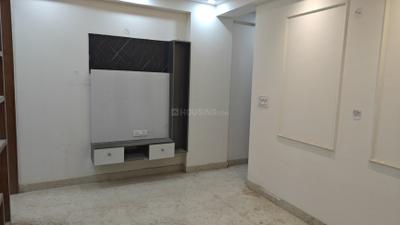 Living Room Image of 1050 Sq.ft 2 BHK Builder Floor for sale in Sector 73 Noida for Rs. 5000000