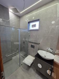 Bathroom Image of 1500 Sq.ft 3 BHK Builder Floor for sale in Tagore Garden Extension New Delhi for Rs. 34000000