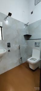 Bathroom Image of 1000 Sq.ft 2 BHK Builder Floor for rent in Nipania Indore for Rs. 22000