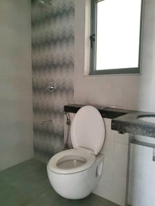 Common Bathroom Image of 550 Sq.ft 2 BHK Apartment / Flat for rent in Lodha Quality Home Tower 5, Thane West Thane for Rs. 45000