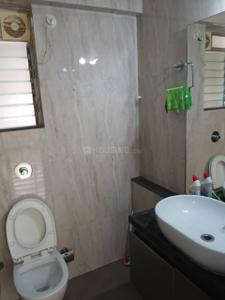 Bathroom Image of 980 Sq.ft 2 BHK Apartment / Flat for rent in Rosa Oasis, Hiranandani Estate Thane for Rs. 37000