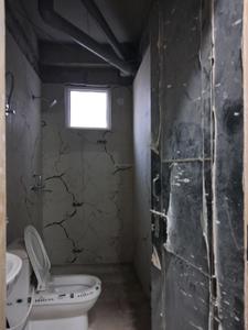 Common Bathroom Image of 1500 Sq.ft 3 BHK Apartment / Flat for sale in Sector 74 Noida for Rs. 5800010