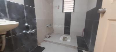 Bathroom Image of 1450 Sq.ft 3 BHK Apartment / Flat for sale in Sunpharma Road Vadodara for Rs. 5100000