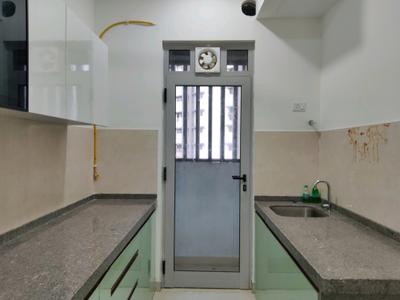 Kitchen Image of 619 Sq.ft 2 BHK Apartment / Flat for rent in Mulund West Mumbai for Rs. 59000