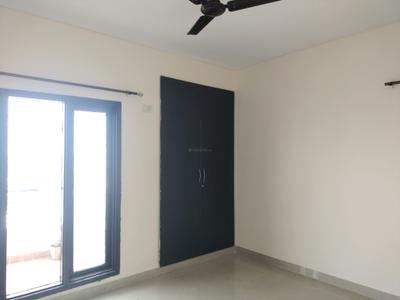 Bedroom Image of 1800 Sq.ft 3.5 BHK Apartment / Flat for rent in RPS Savana, Sector 88 Faridabad for Rs. 30000