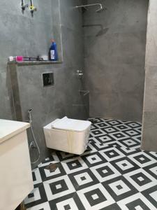 Common Bathroom Image of 3250 Sq.ft 4 BHK Builder Floor for sale in Malibu Town Floors, Sector 47 Gurgaon for Rs. 46500000